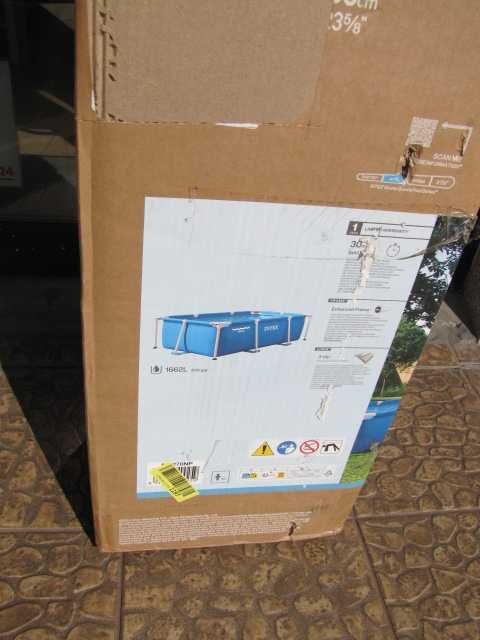 Basen stelażowy Intex - 220 x 150 x 60 cm