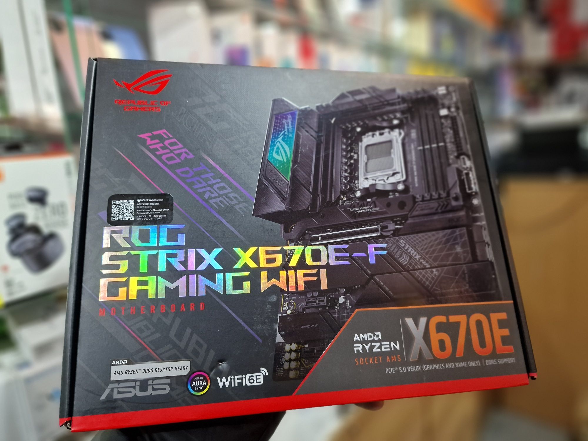 Материнська плата Asus ROG STRIX X670E-F Gaming Wi-Fi sAM5, AMD X670