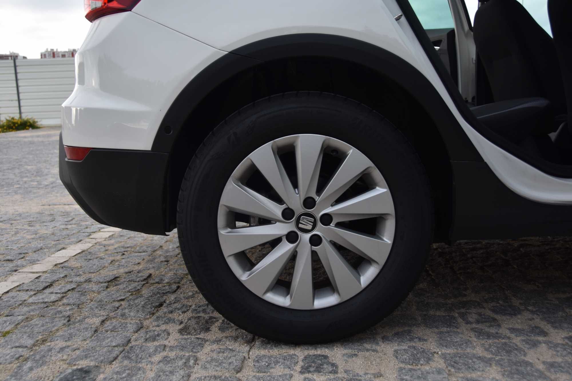 Seat Arona COMO NOVO (Particular de Garagem)