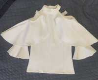 Блузка молочного кольору