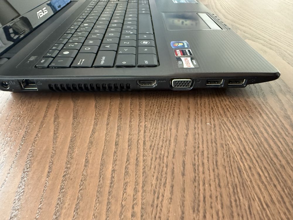 Computador Asus K53U AMD e-350 Monitor 15.6”
