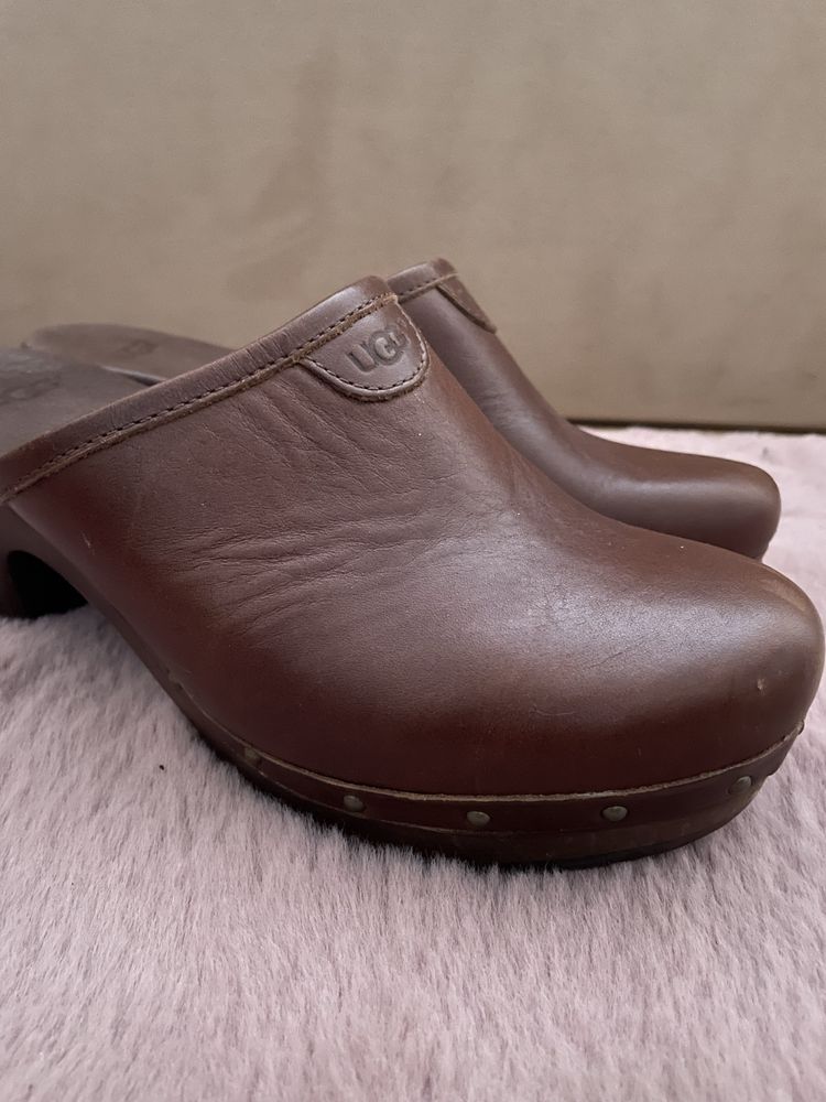 Chodaki drewniaki UGG