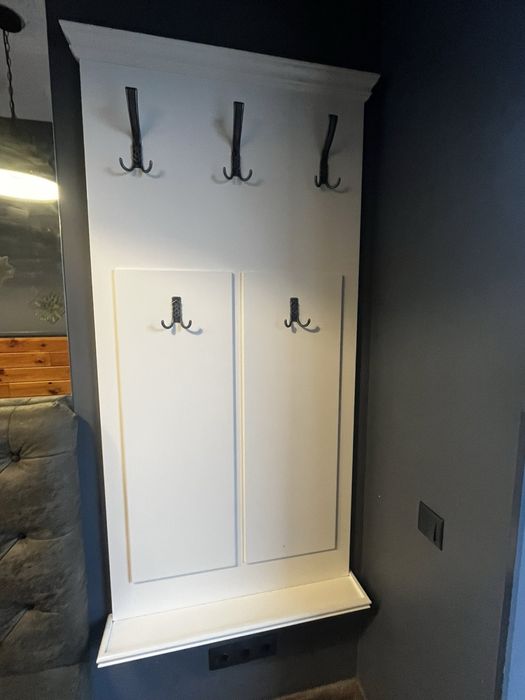 Продам настенную вешалку