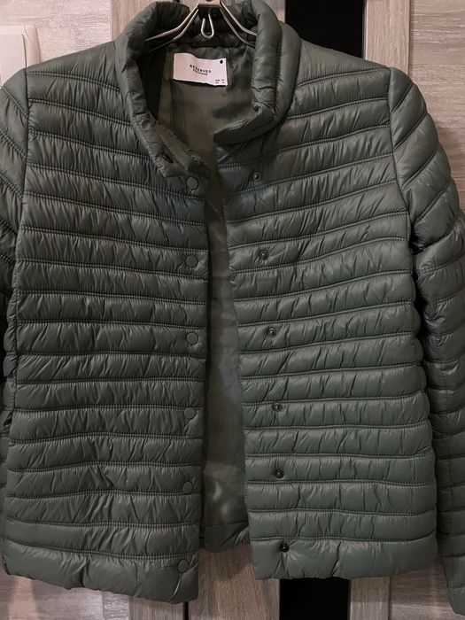 Курточка демісезонна , підійде на розмір 44-46