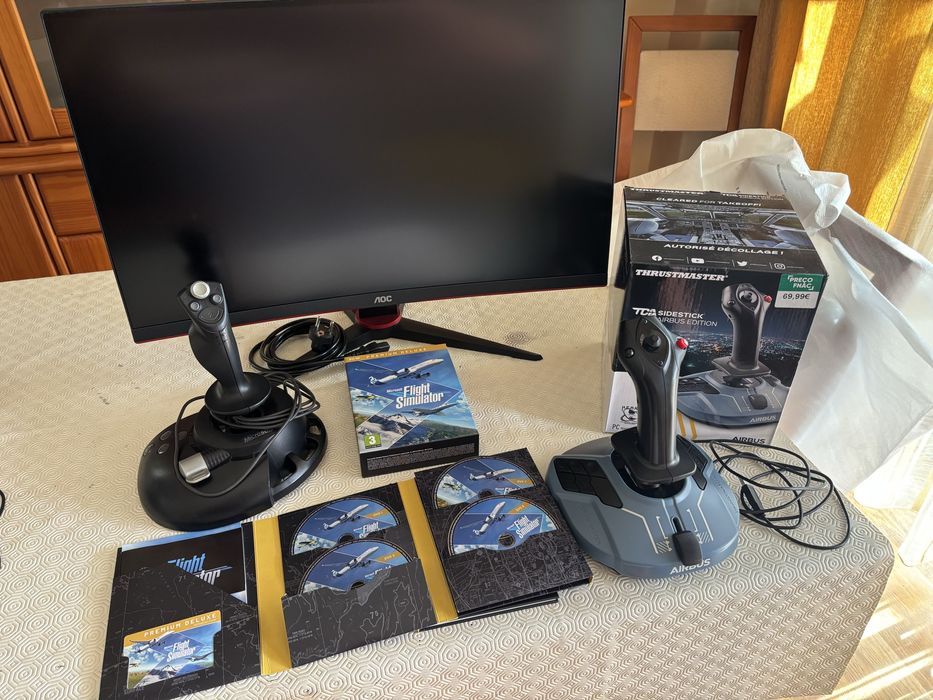 Jogo flight simulator MFS2020, original mais monitor e joysticks