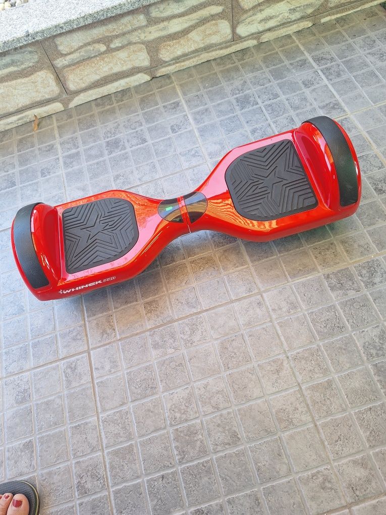 Hoverboard vermelho
