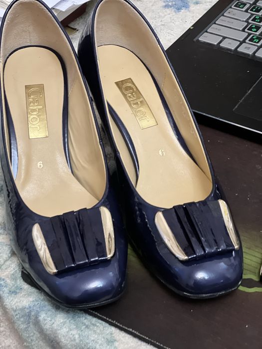 Лакированные туфли 39 р