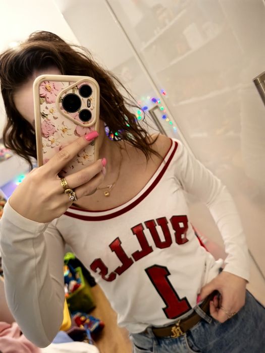 Bluzka biała selfieroom napis bulls