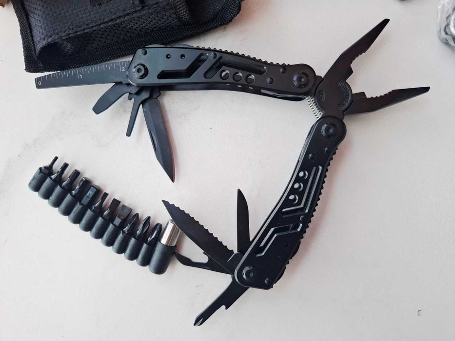 Новий мультитул функціональний Sanke Rescue 24 в 1 (чорний з бітами)