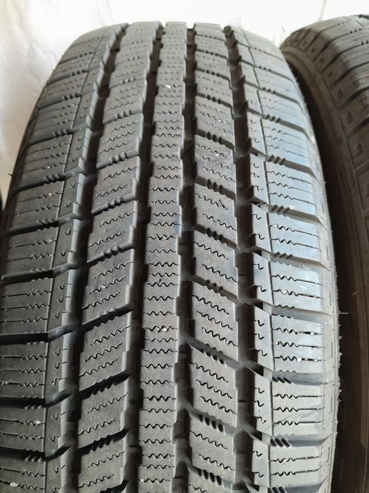 235/65 r17 Шини зимові Пара Комплект