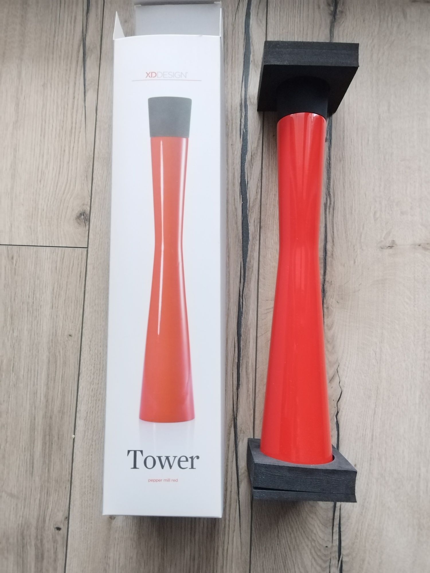 XD Design - Młynek do pieprzu Tower 42 cm - czerwony