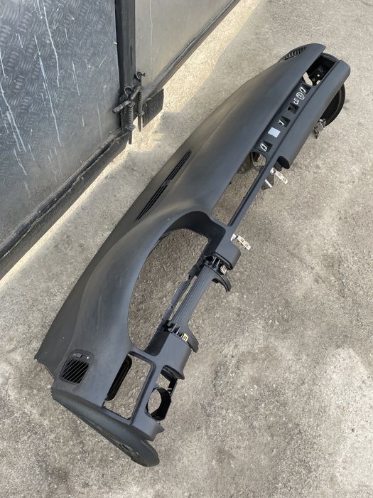 Розборка Ауді а6с5 шрот зампчастини Audi A6 c5 ауди