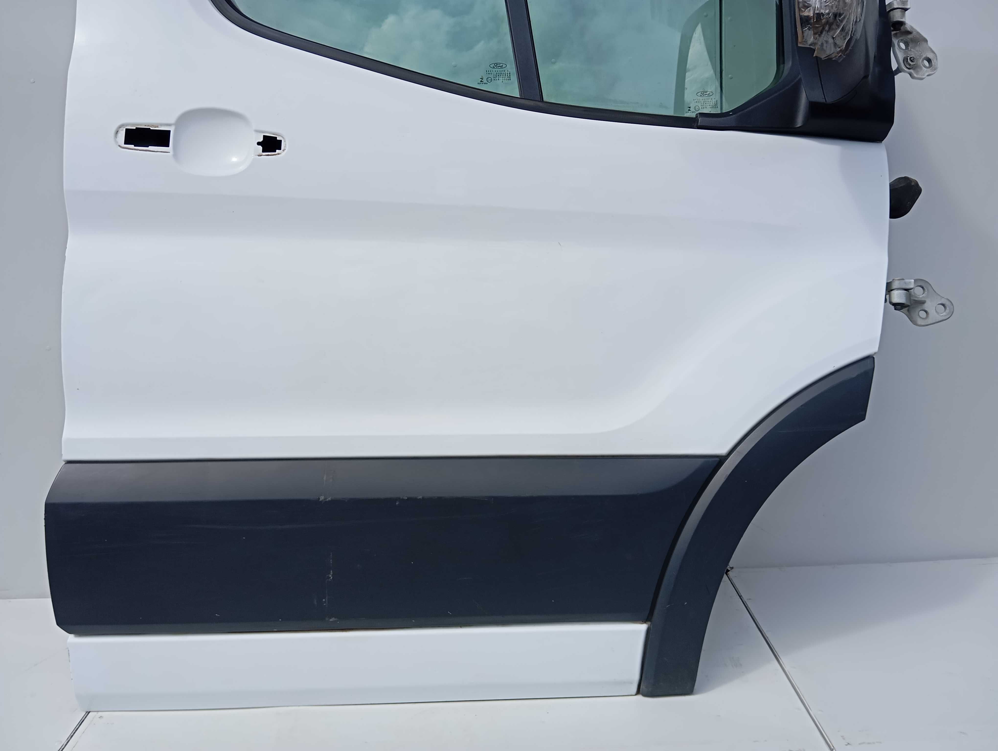 Ford transit mk8 drzwi przednie prawe 2014' - 2018' Wysyłka F479