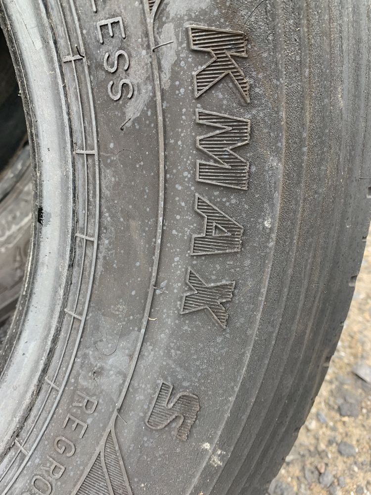 A155. 245/70/17,5 Goodyear Kmax S