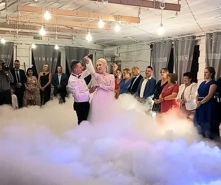 DJ WODZIREJ na wesele urodziny, rocznice ślubu, CIĘŻKI DYM, Napis LOVE