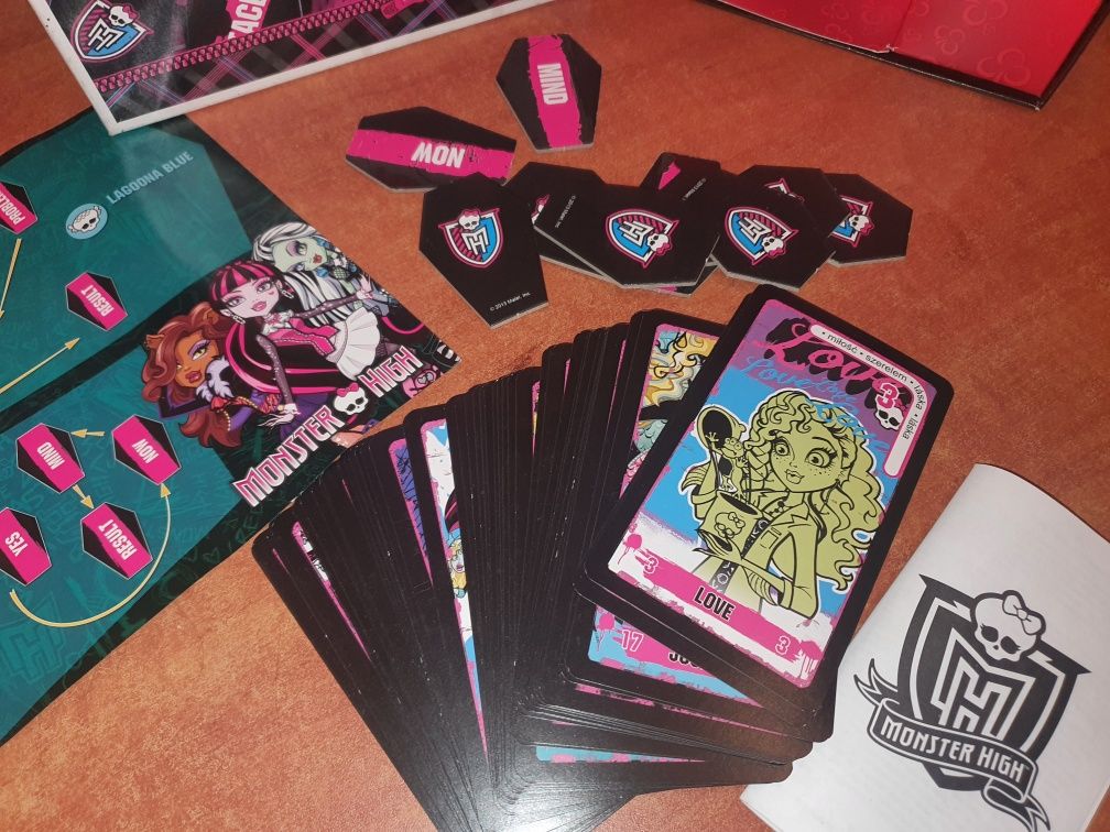 Medium Set Monster High, zestaw do wróżenia, Trefl gra