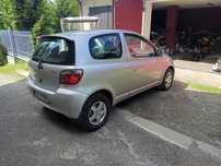 Sprzedam Yaris 1