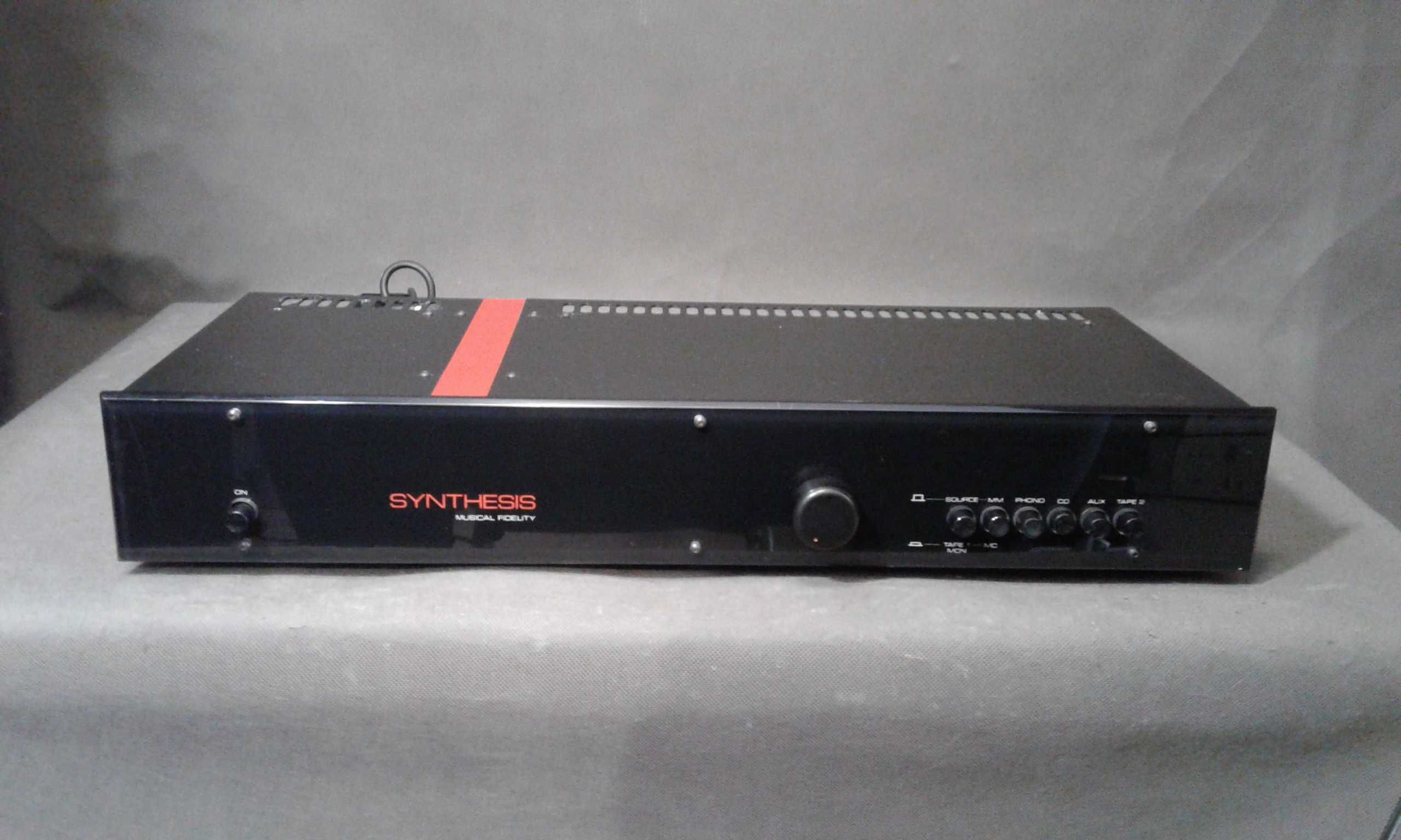 MUSICAL FIDELITY Synthesis ,wzmacniacz stereo