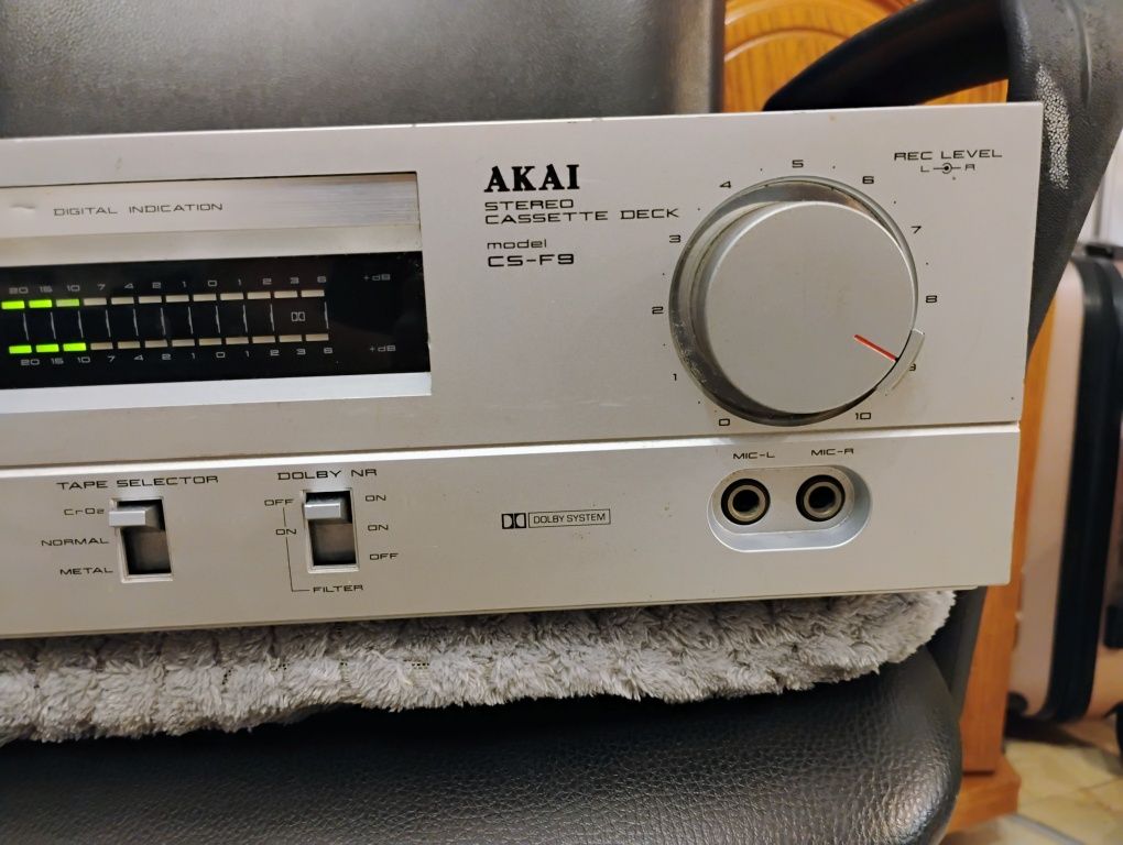 Deck cassette  akai model cs-f9