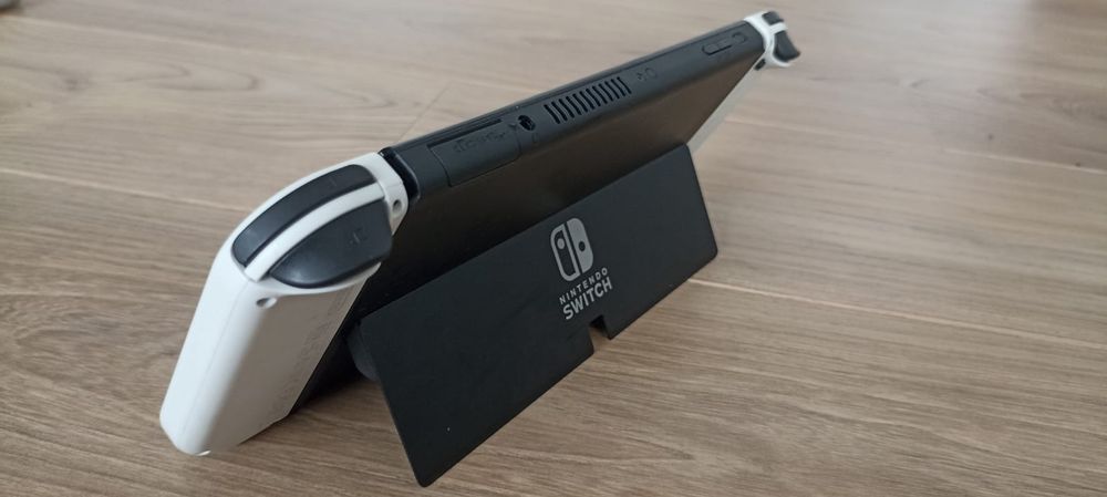 Nintendo Świtach OLED na gwarancji