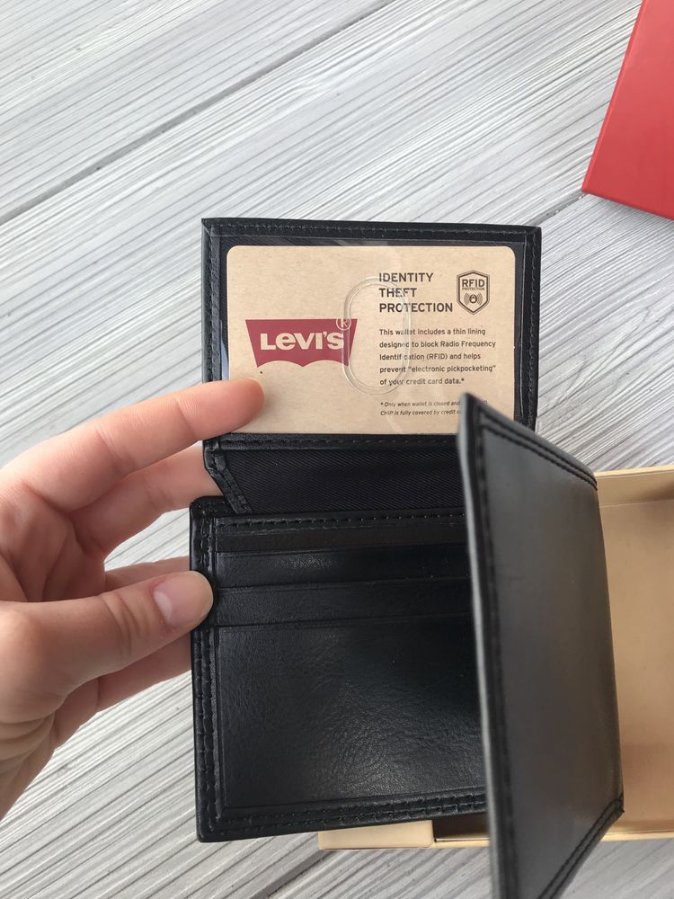 Портмоне Levis гаманець кошильок