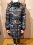 Kurtka długa w czarno-zieloną kratę