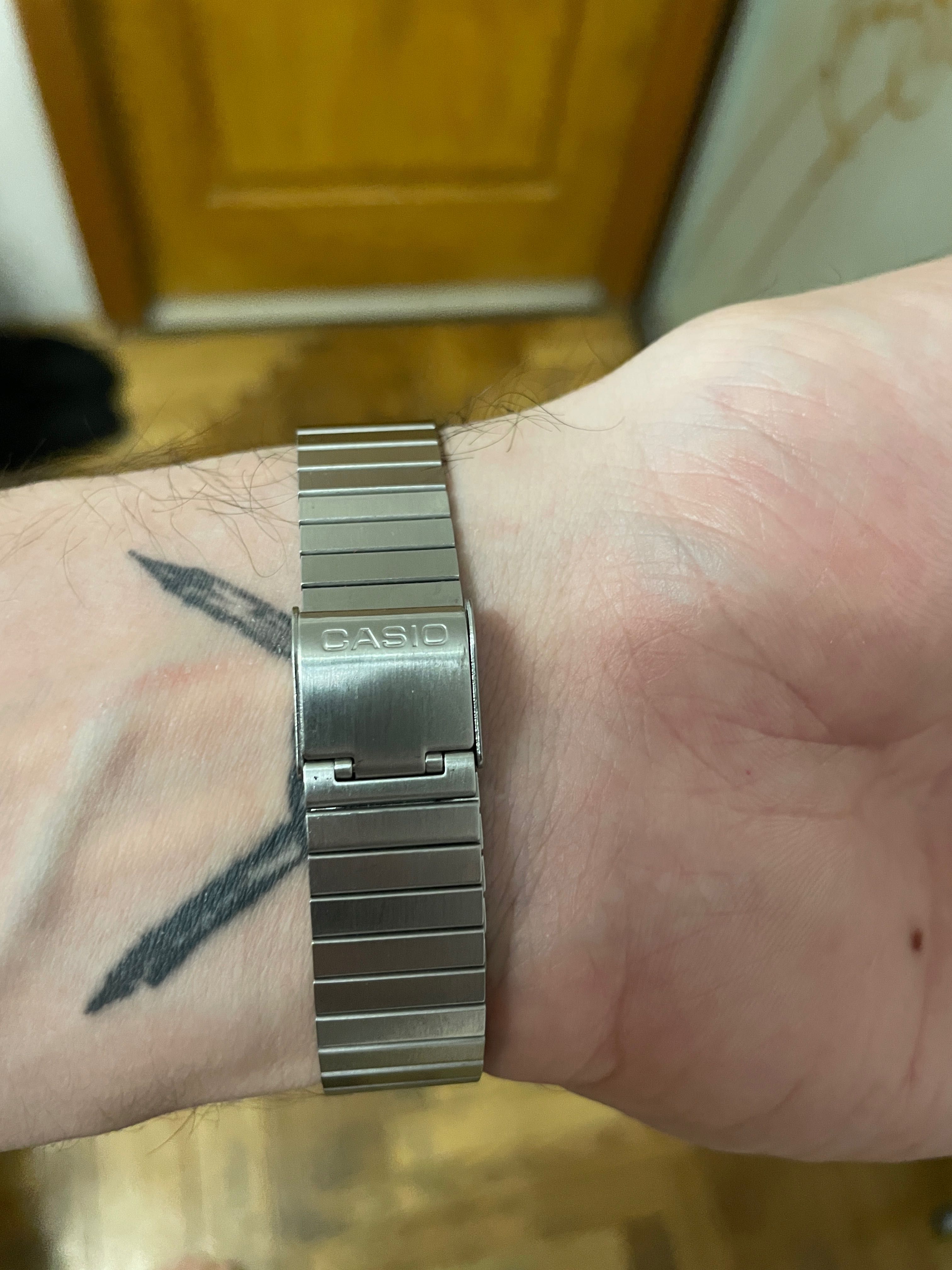Годинник Casio Quartz original