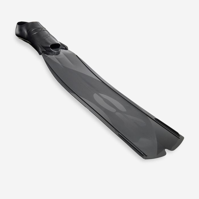 BARBATANAS PREDATOR C4CARBON tecnopolímero