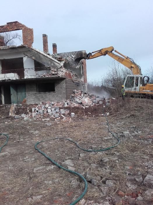 Tanie Rozbiórki i Wyburzenia Projekt Utylizacja Gruzu Eternitu Kraków