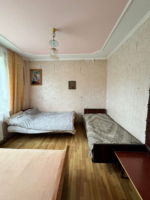 Будинок в Почаєві