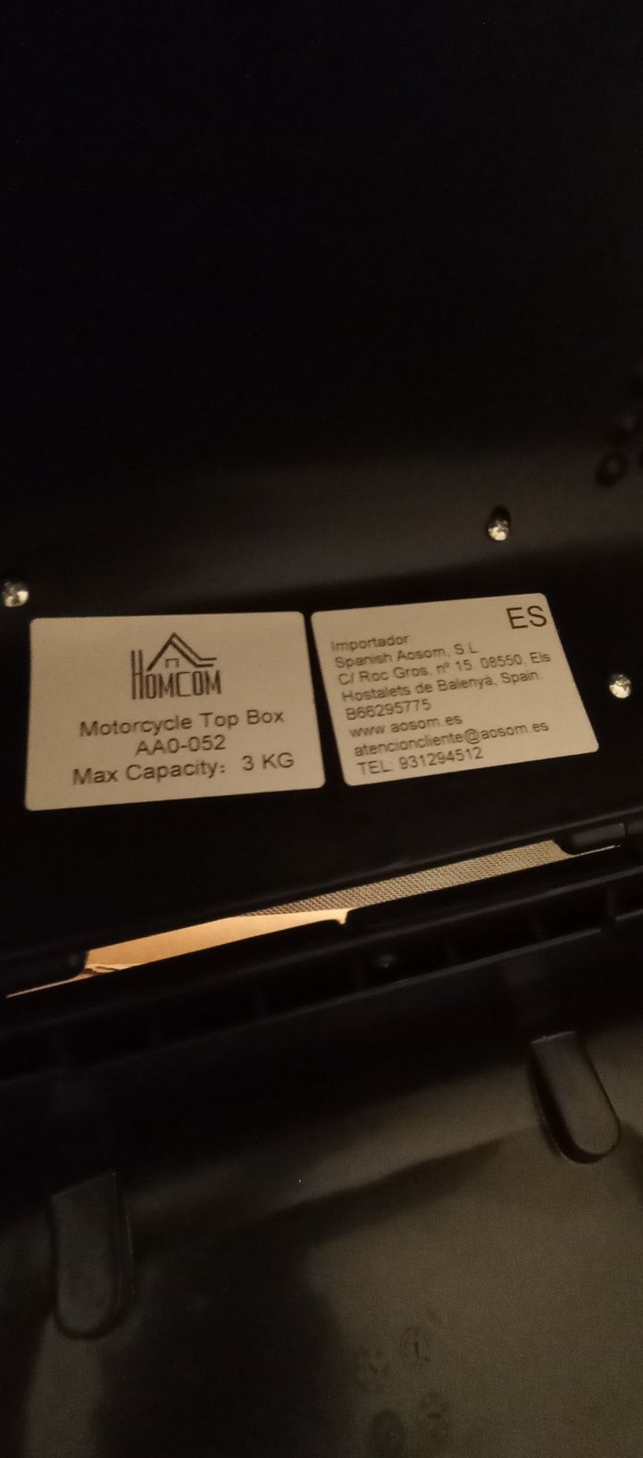 Topcase 48L 2 capacetes NOVA dentro da embalagem