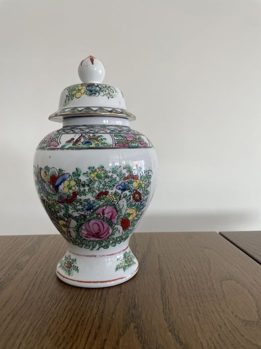 Pote/jarro fabricado em macau