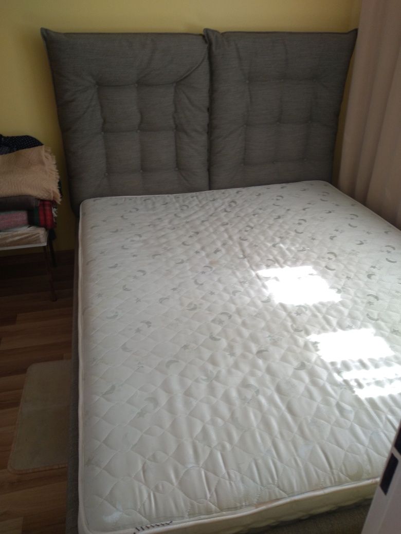 Łóżko sypialne bez materaca
