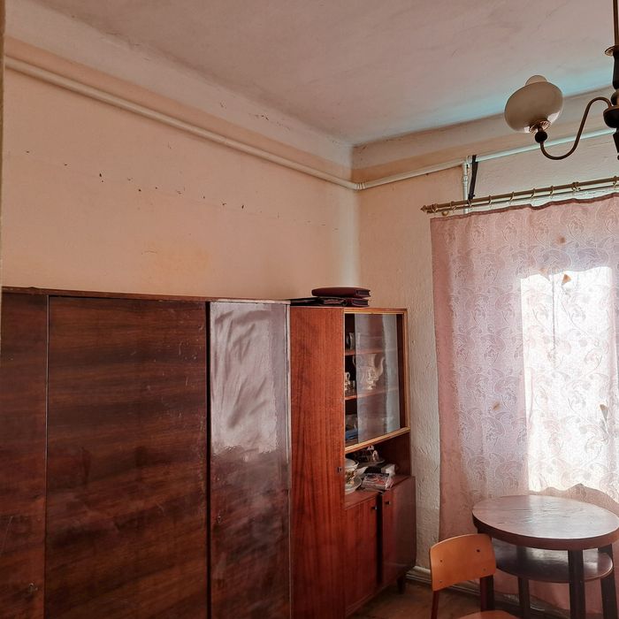 Продаж НАПІВ особняк