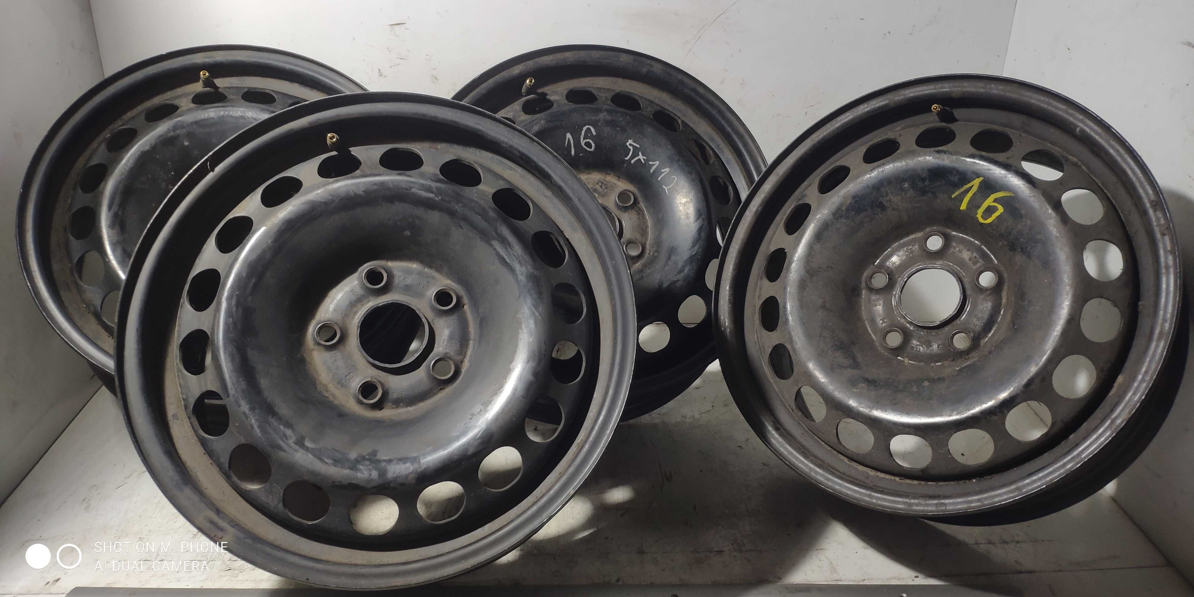 Felgi 5x112 VW 7Jx16H2 stalowe komplet 4szt et 45 proste szerokie
