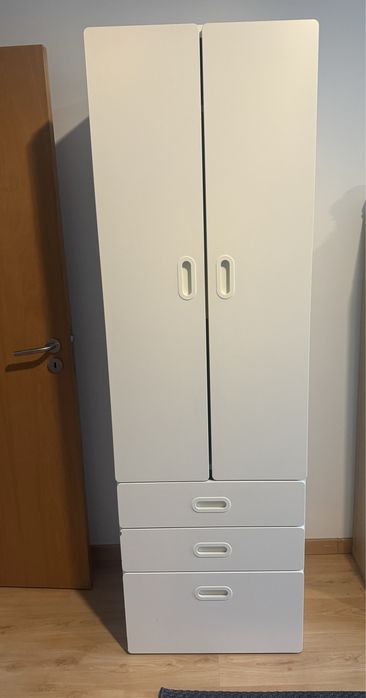 Roupeiro criança branco