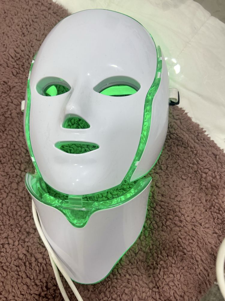 Mascara de Led de Tratamento.