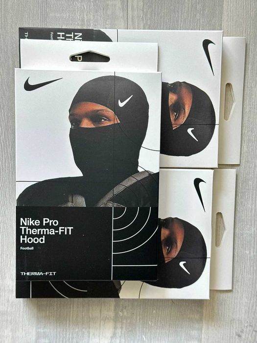 Балаклава Nike Pro Hyperwarm Hood