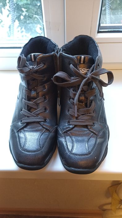 Ботинки, чоботи, боти