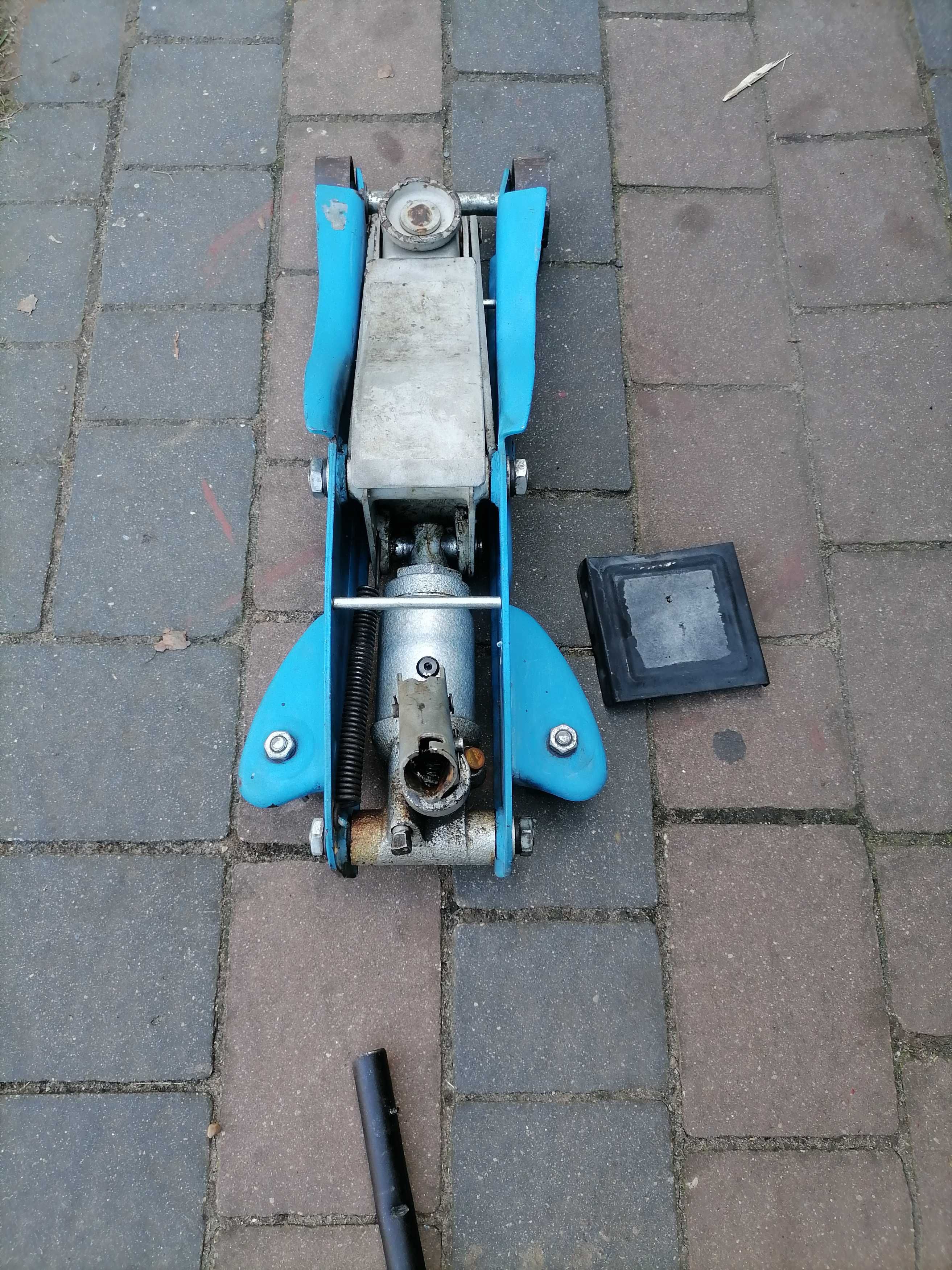 Podnośnik samochodowy 2,5T
