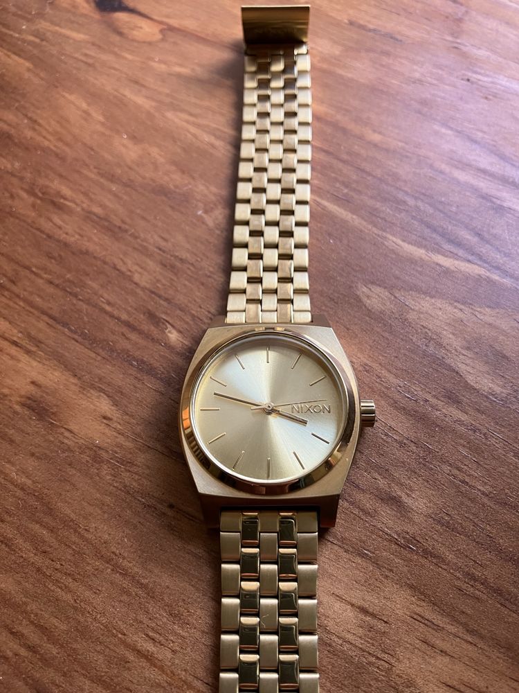 Nixon Time Teller Gold