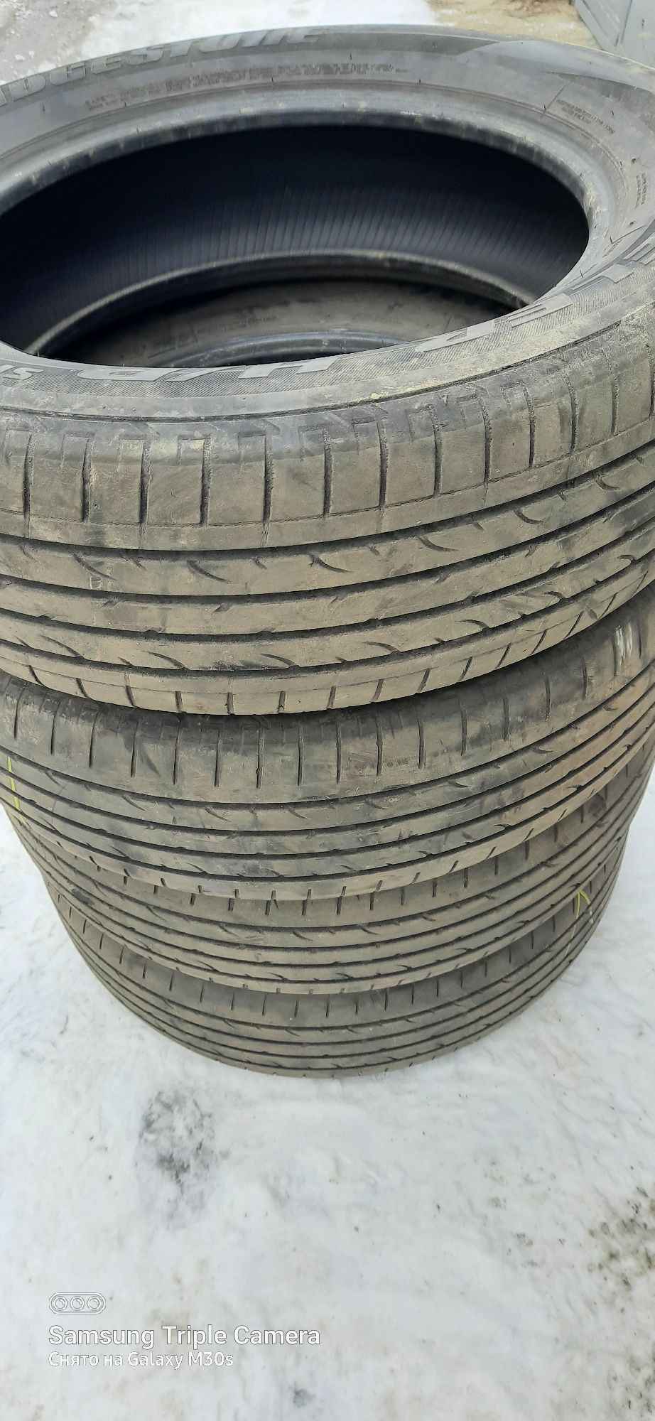 Шины колёса 225 60 18 Bridgestone