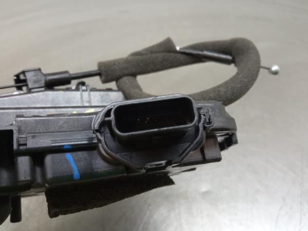 Fechadura / fecho porta trás direito NISSAN Micra V (K14)