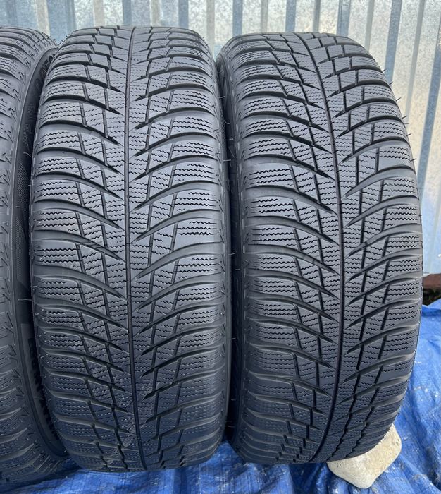 185/60 R15 Bridgestone Blizzak LM 001
