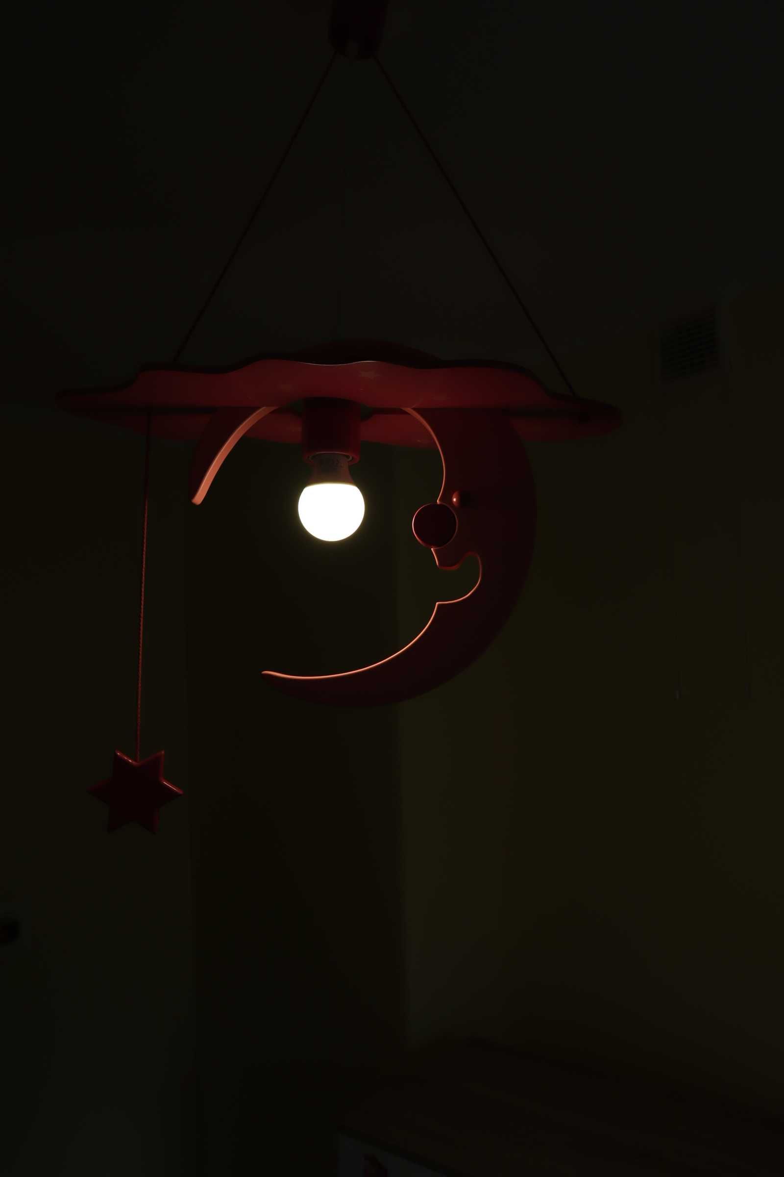 lampa wisząca do pokoju dziewczynki
