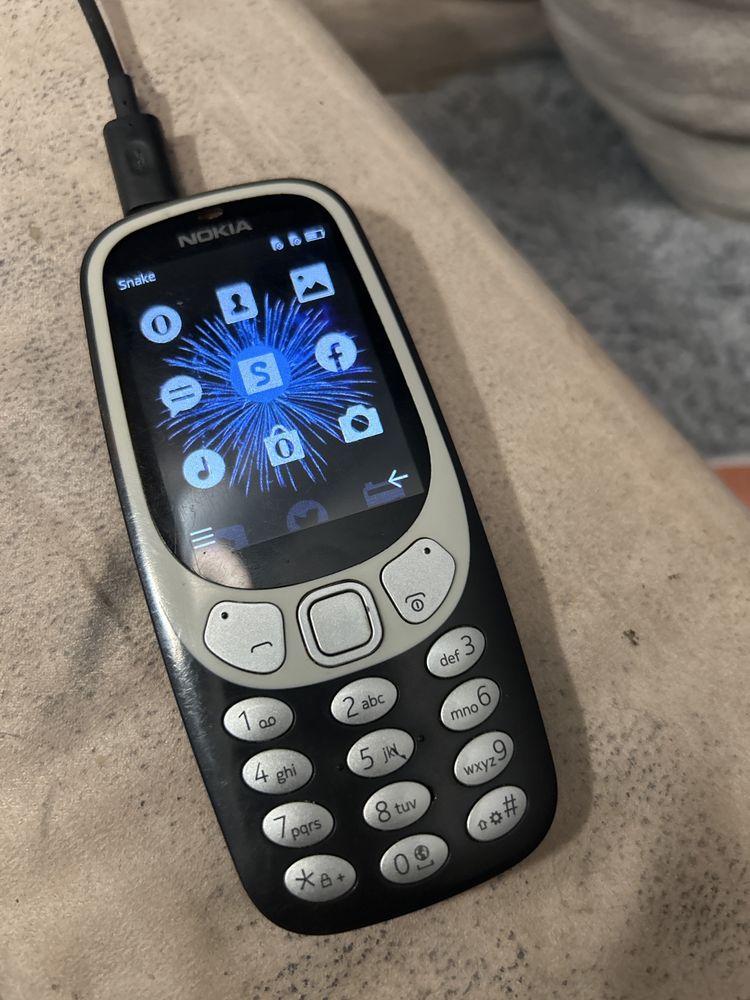 Nokia 3310 , kolorowy wyswietlacz