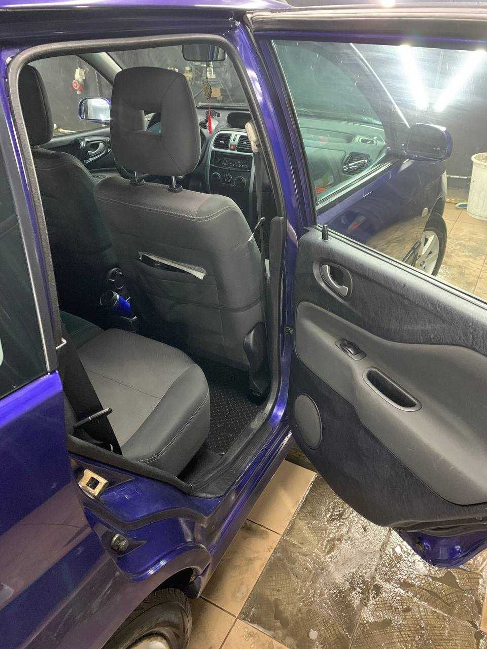 Mitsubishi Space Star версия Sport.Увеличено количество лошадок)