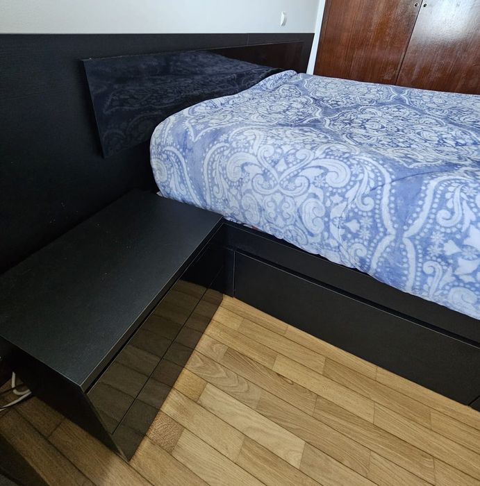 Cama casal usada
