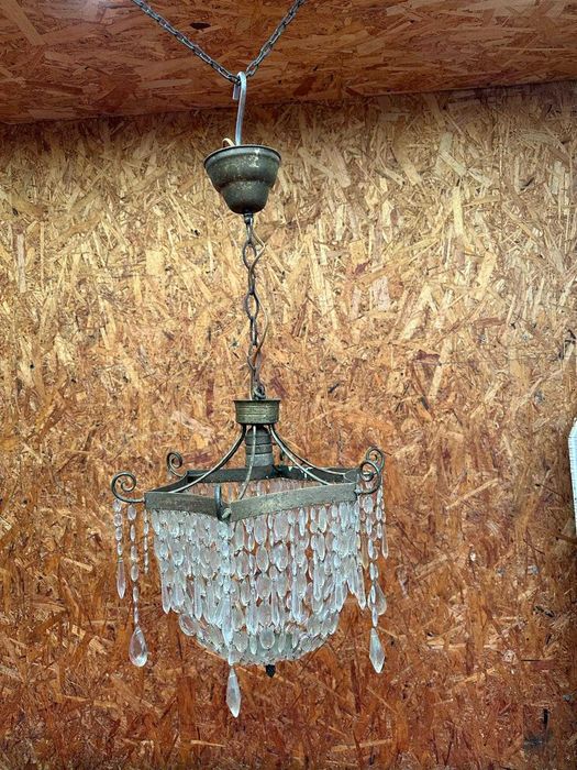 Lustre/Candeeiro de suspensão antigo - Latão e pingentes em cristais