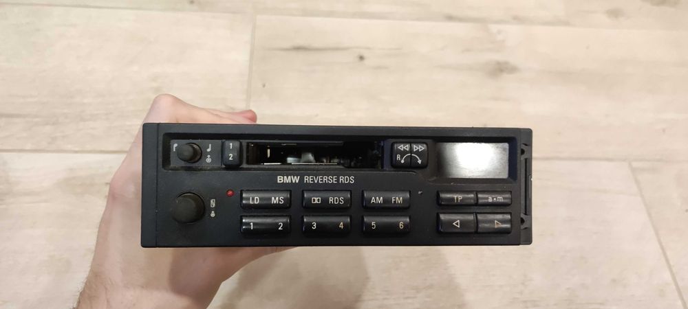 Radio BMW Reverse RDS e34 e36 e32